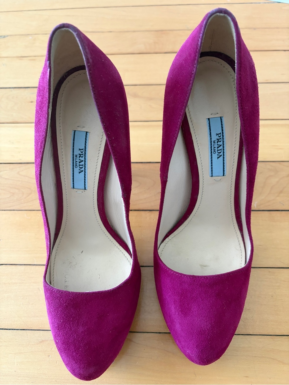 Prada Fuchsia Suede Pointed-Toe Platform Pumps 38.5
